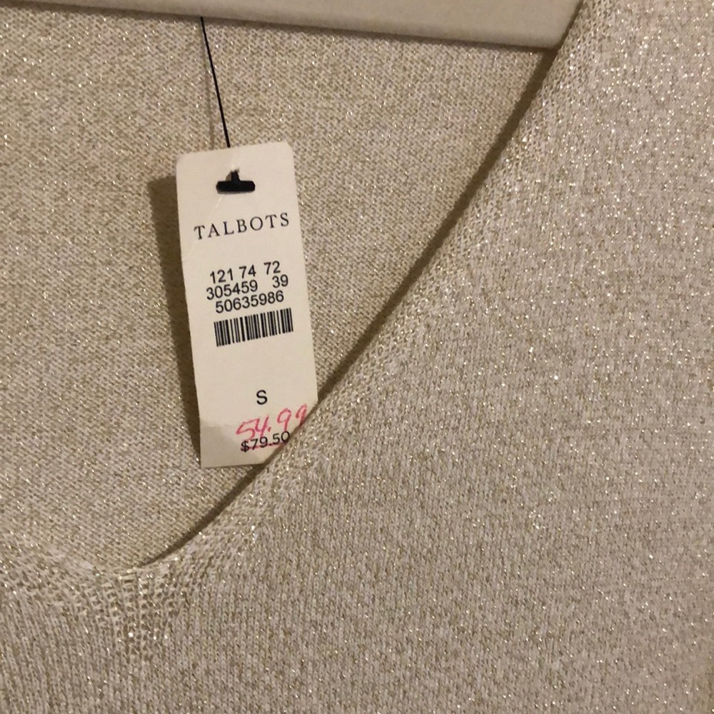 Top - Picture 2 of 8